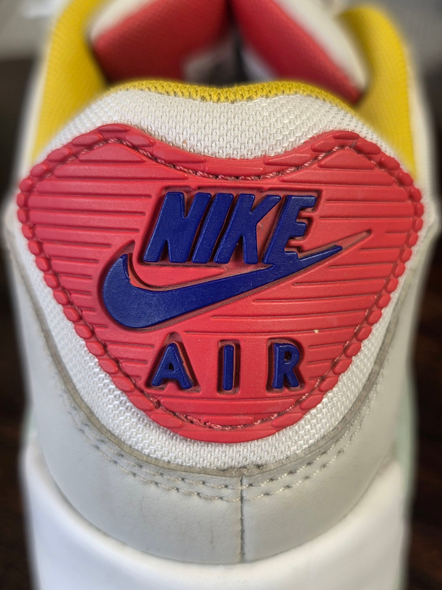 Nike Air Max 90 Pistachio Frost maat 37,5