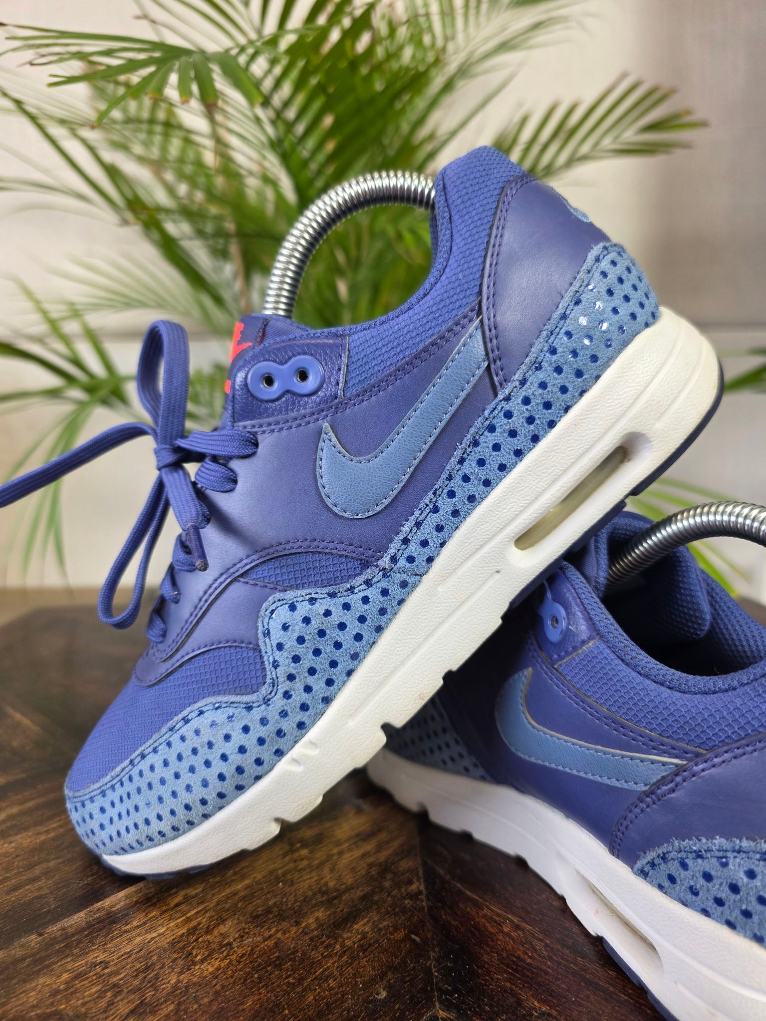 Nike Air Max 1 Ultra Essential Dark Purple Dust maat 39
