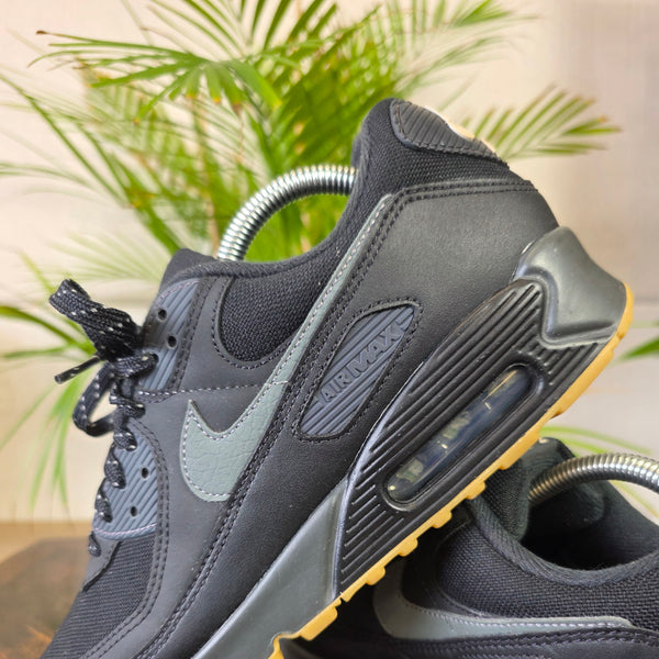 Nike Air Max 90 Black Gum maat 41