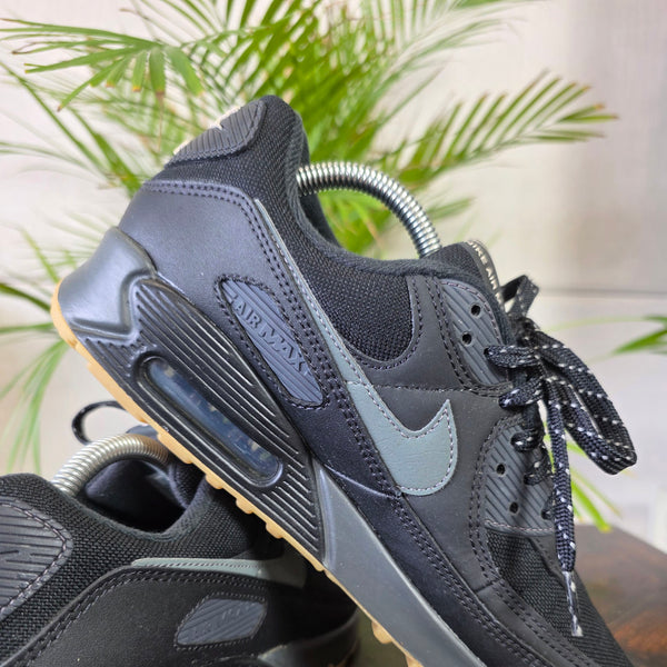 Nike Air Max 90 Black Gum maat 41