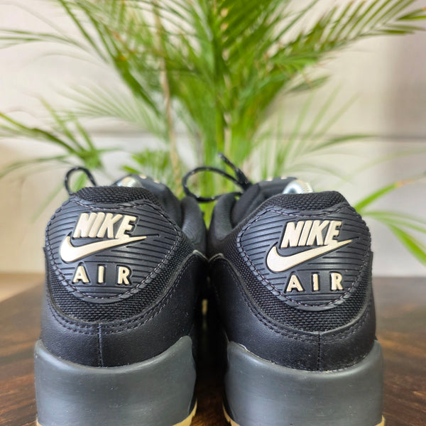 Nike Air Max 90 Black Gum maat 41