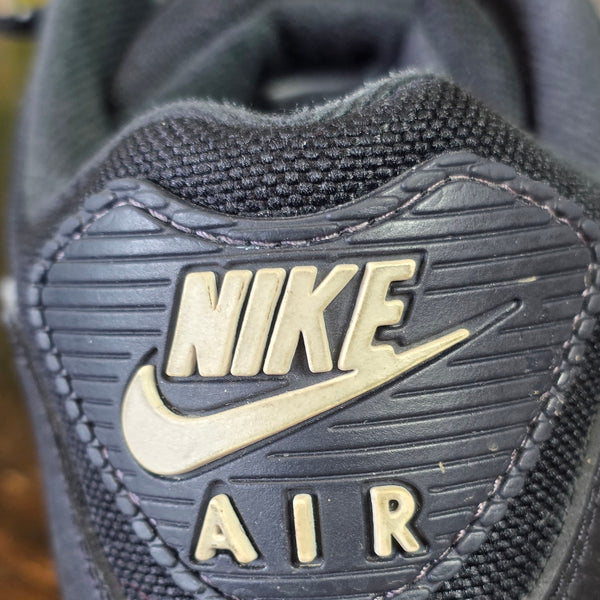 Nike Air Max 90 Black Gum maat 41