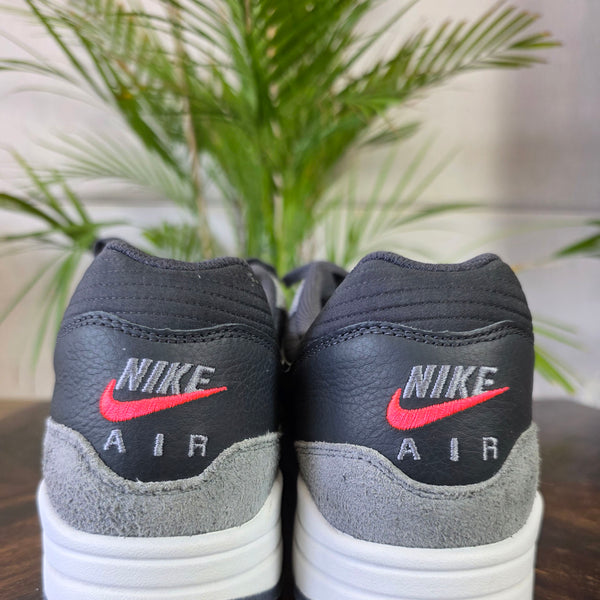 Nike Air Max 1 '87 Premium Dark Smoke Grey maat 48,5