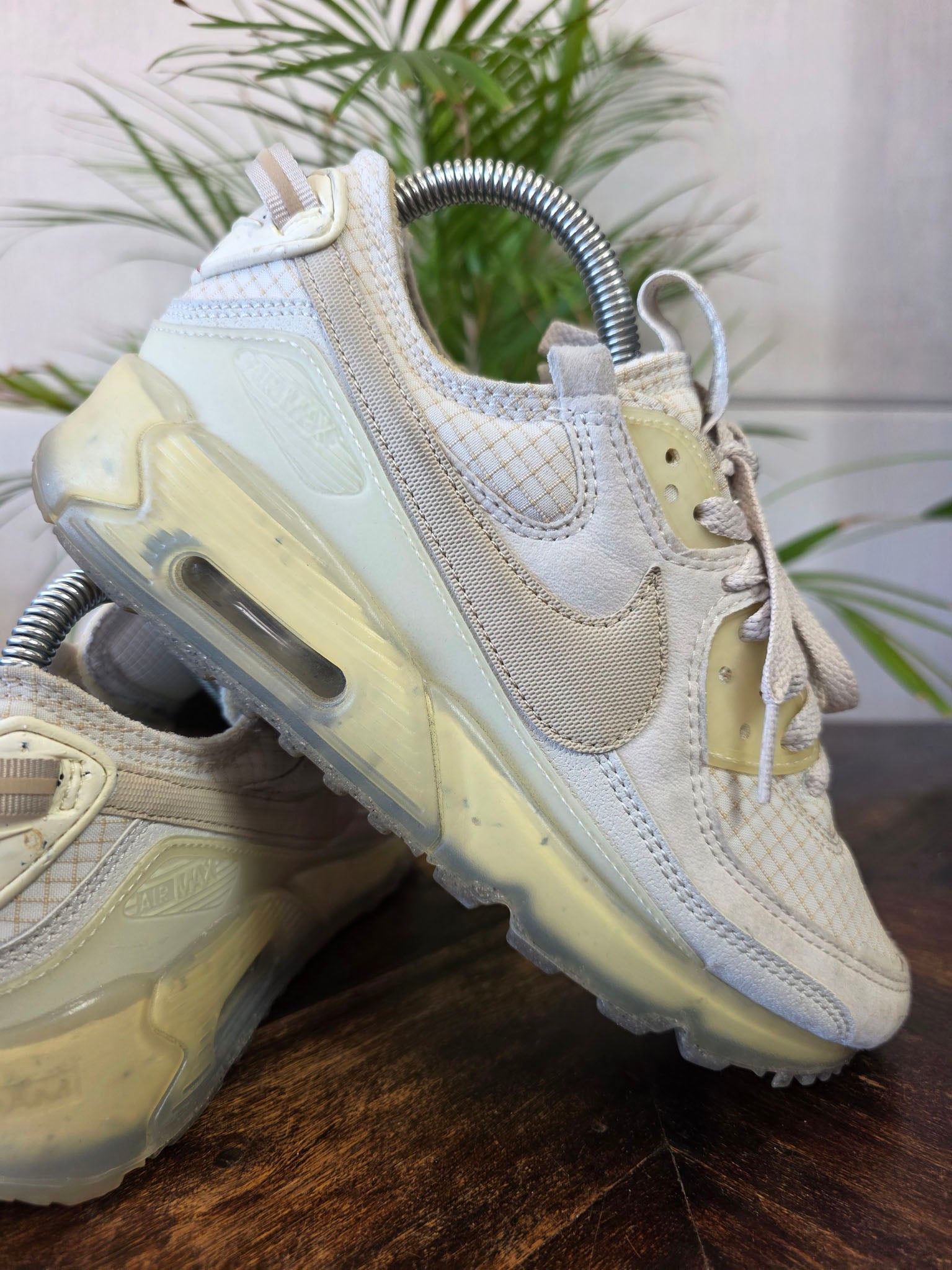 Nike Air Max 90 Terrascape Light Bone maat 37,5