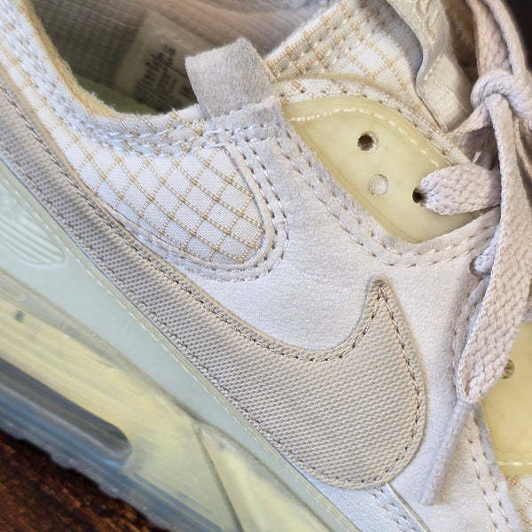 Nike Air Max 90 Terrascape Light Bone maat 37,5