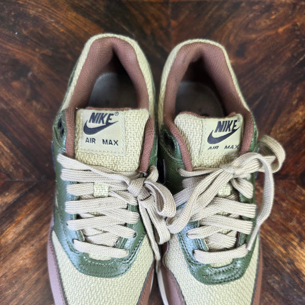 Nike Air Max 1 Neutral Olive Cacao Wow maat 38,5