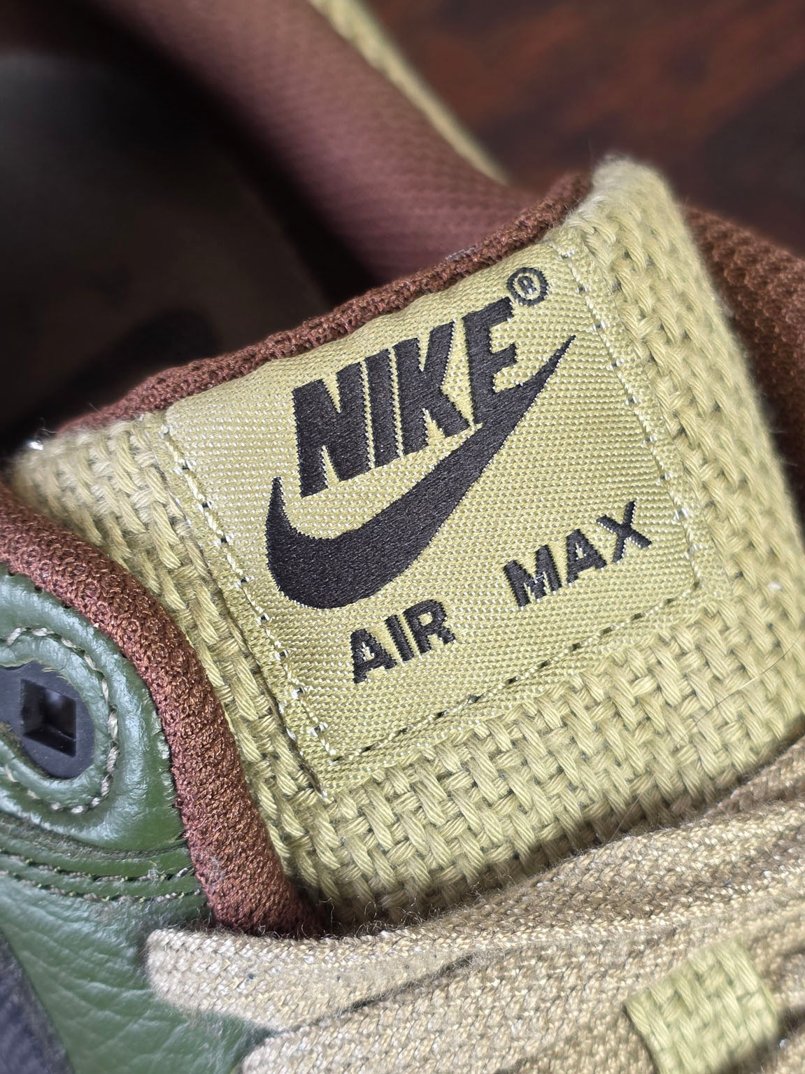 Nike Air Max 1 Neutral Olive Cacao Wow maat 38,5