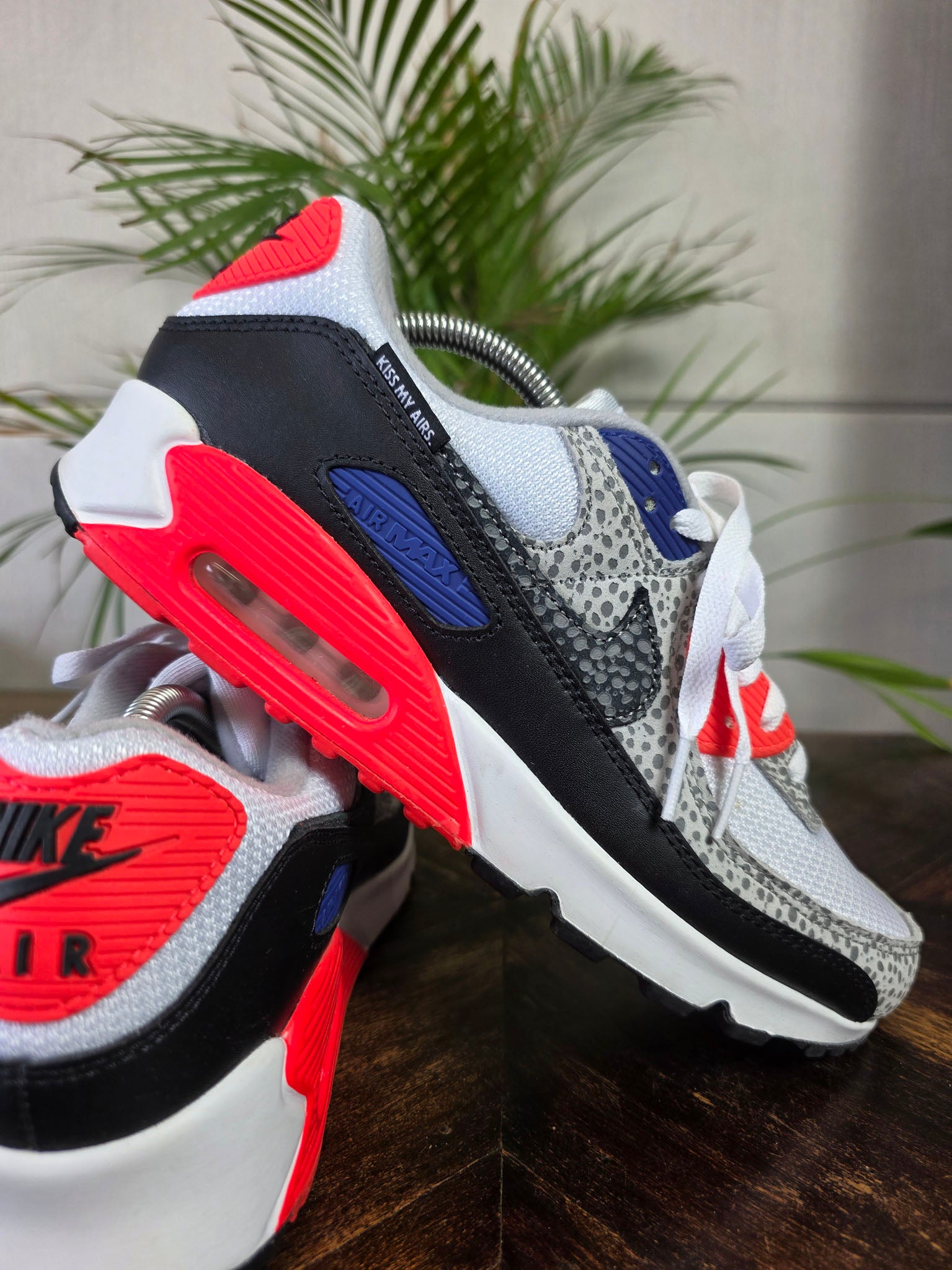 Nike Air Max 90 Kiss My Airs Safari maat 44