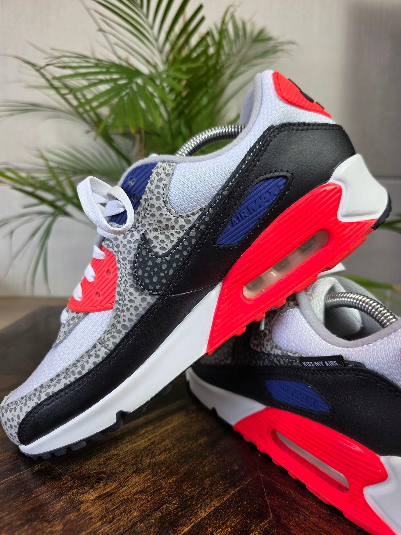 Nike Air Max 90 Kiss My Airs Safari maat 44