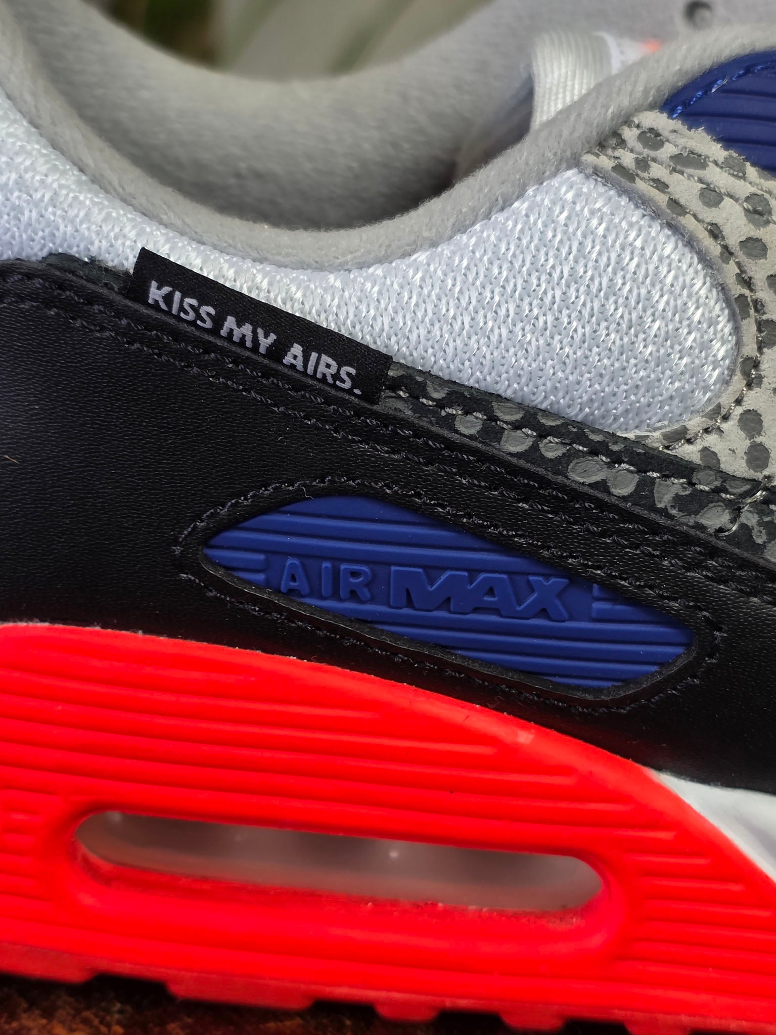 Nike Air Max 90 Kiss My Airs Safari maat 44