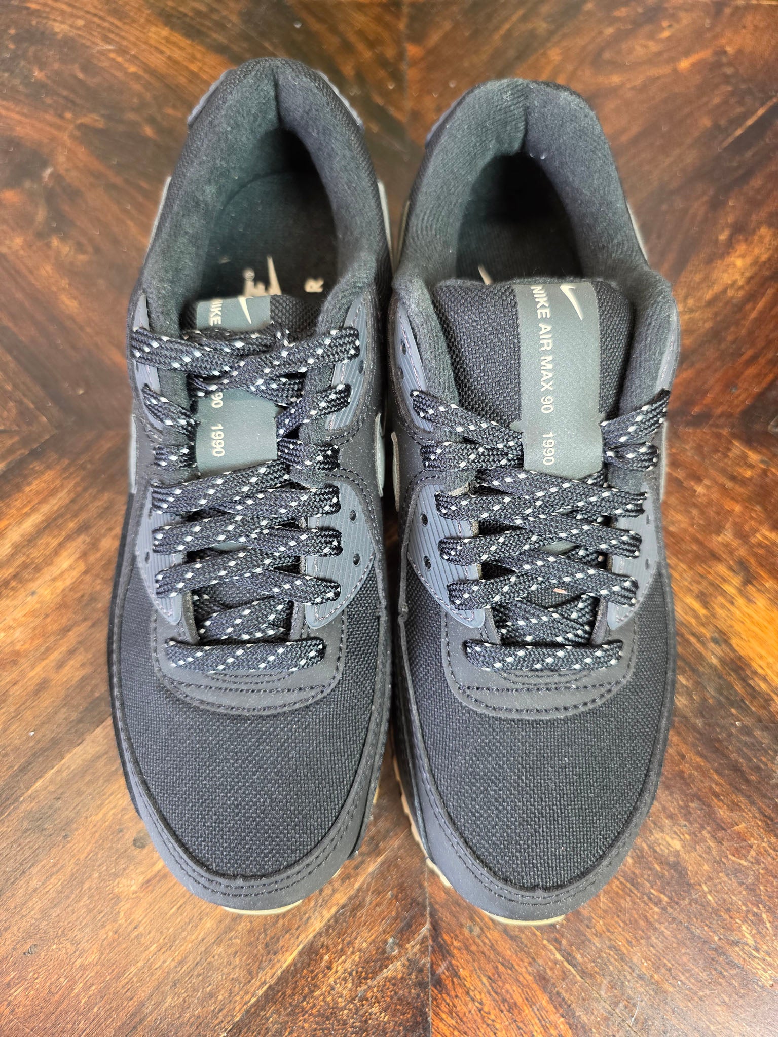 Nike Air Max 90 Black Gum maat 38,5