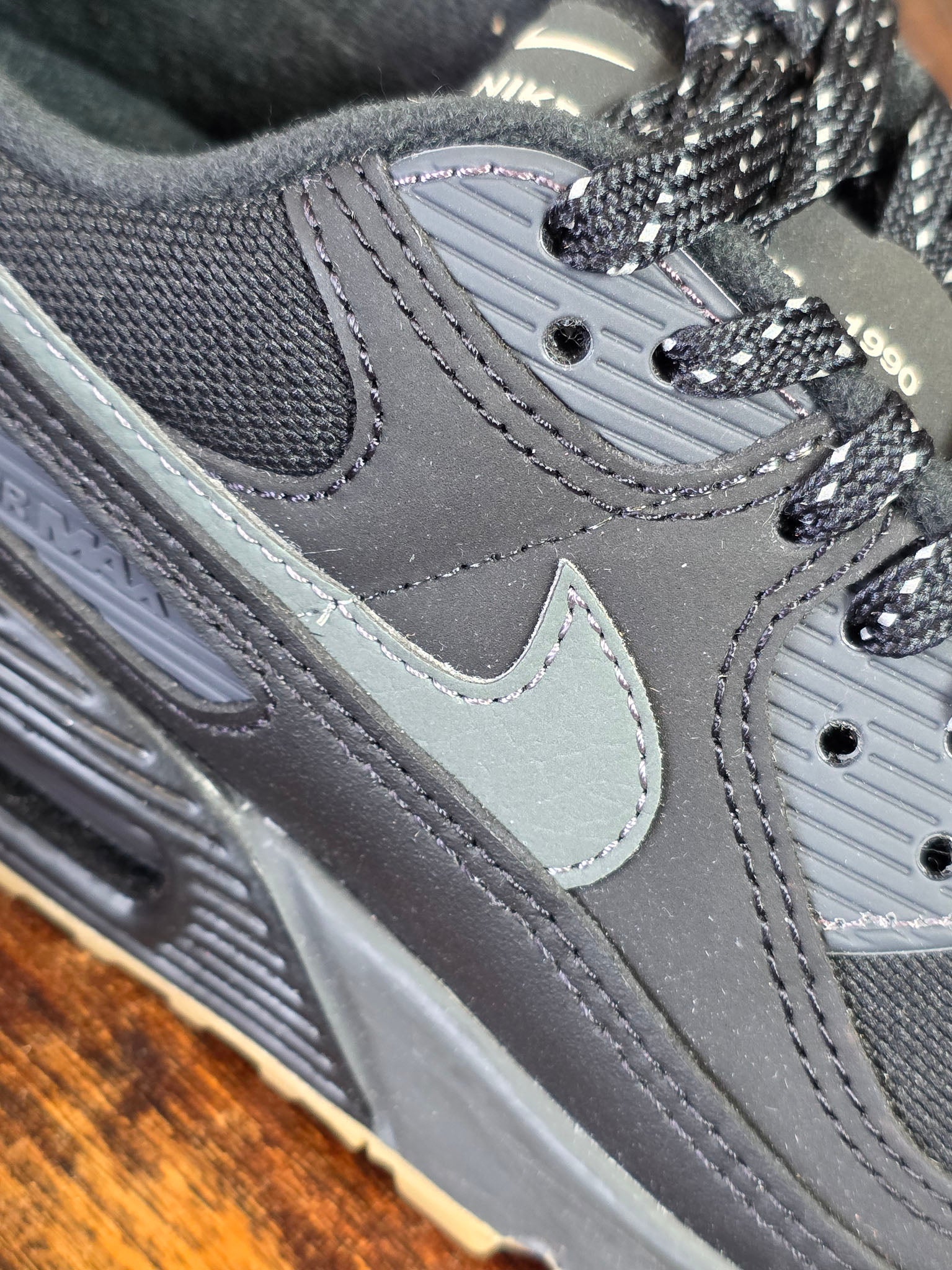 Nike Air Max 90 Black Gum maat 38,5