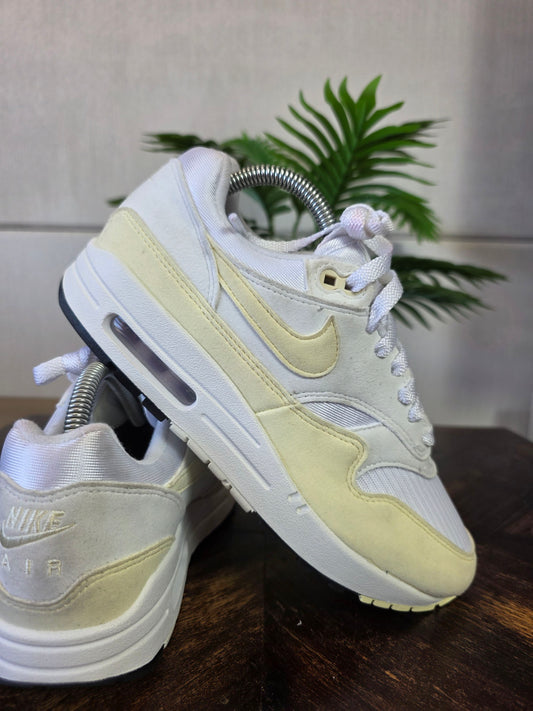 Nike Air Max 1 Alabaster maat 39