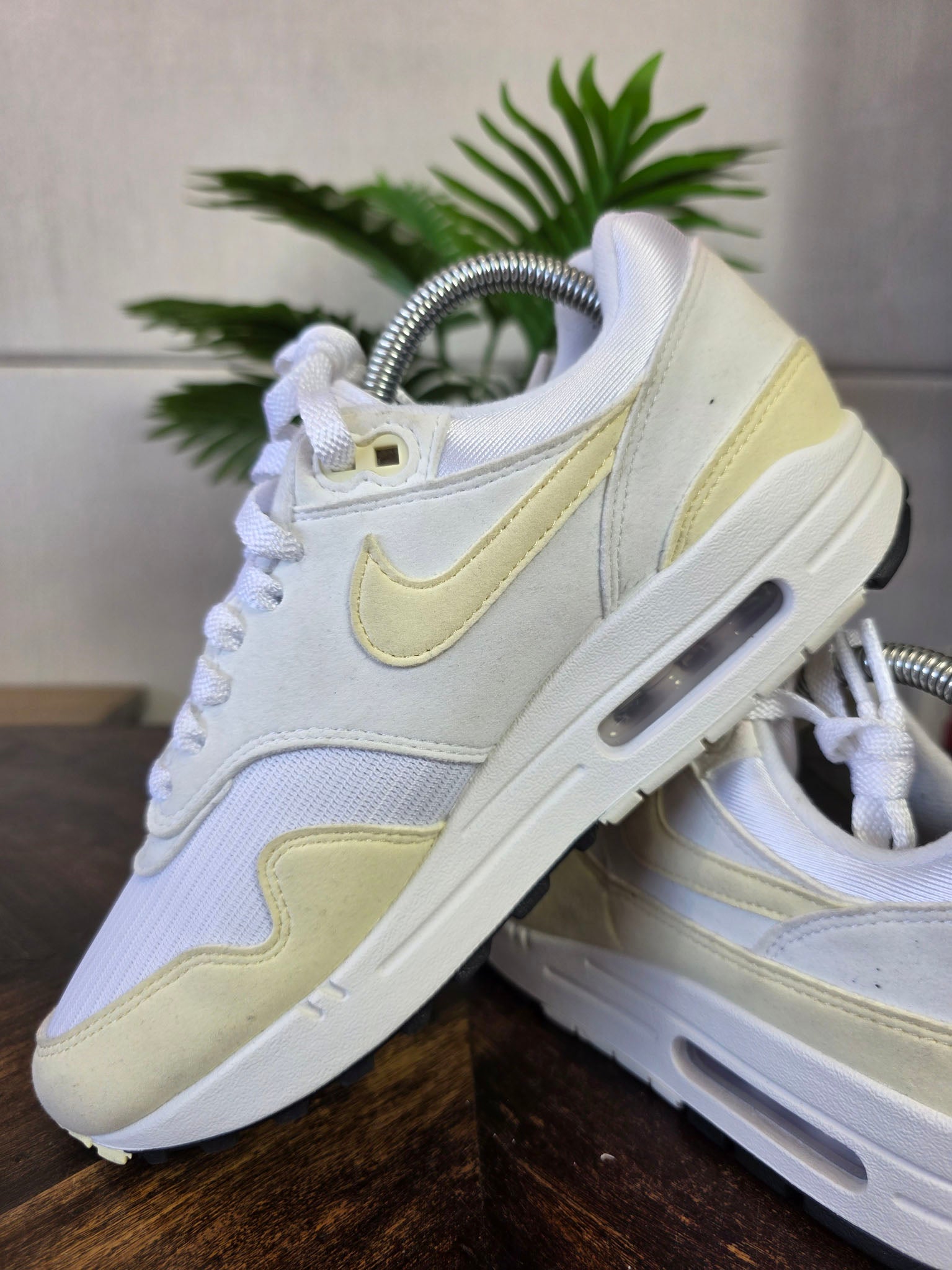 Nike Air Max 1 Alabaster maat 39