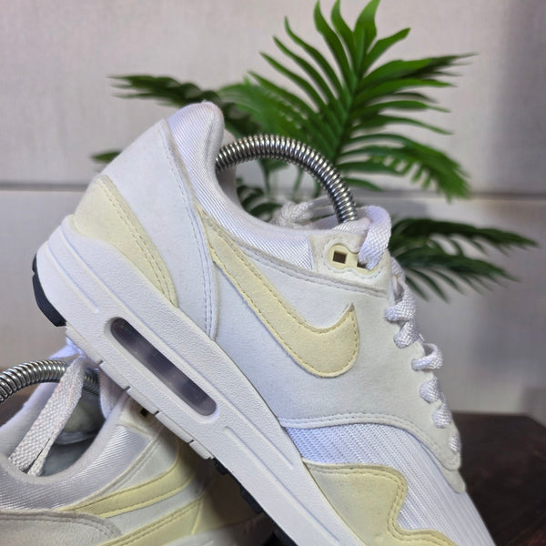 Nike Air Max 1 Alabaster maat 39