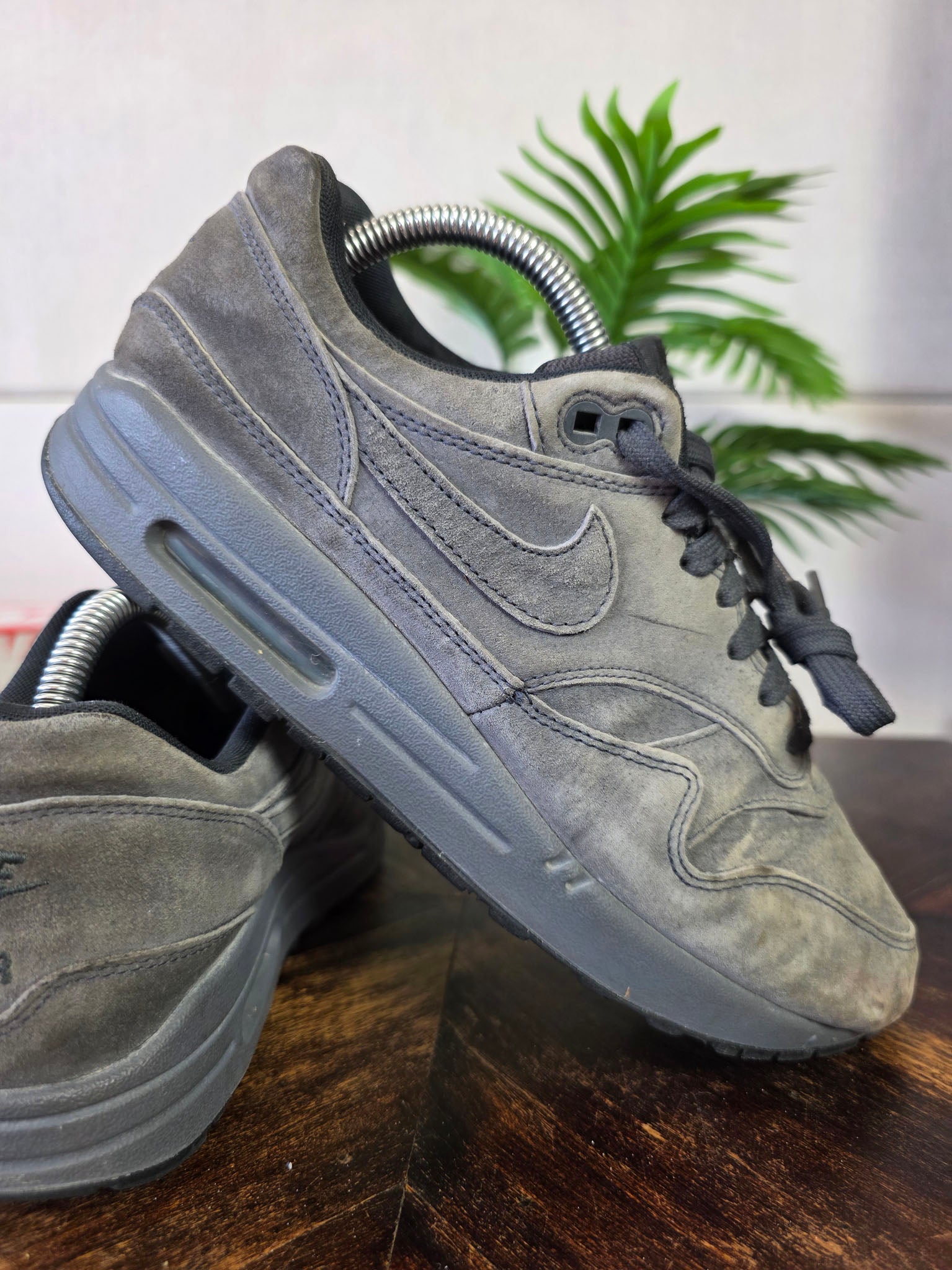 Nike Air Max 1 Premium Anthracite maat 42