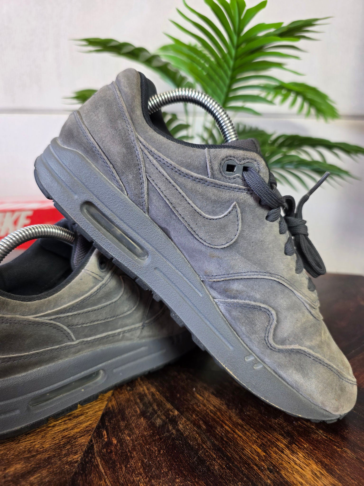 Nike Air Max 1 Premium Anthracite maat 42