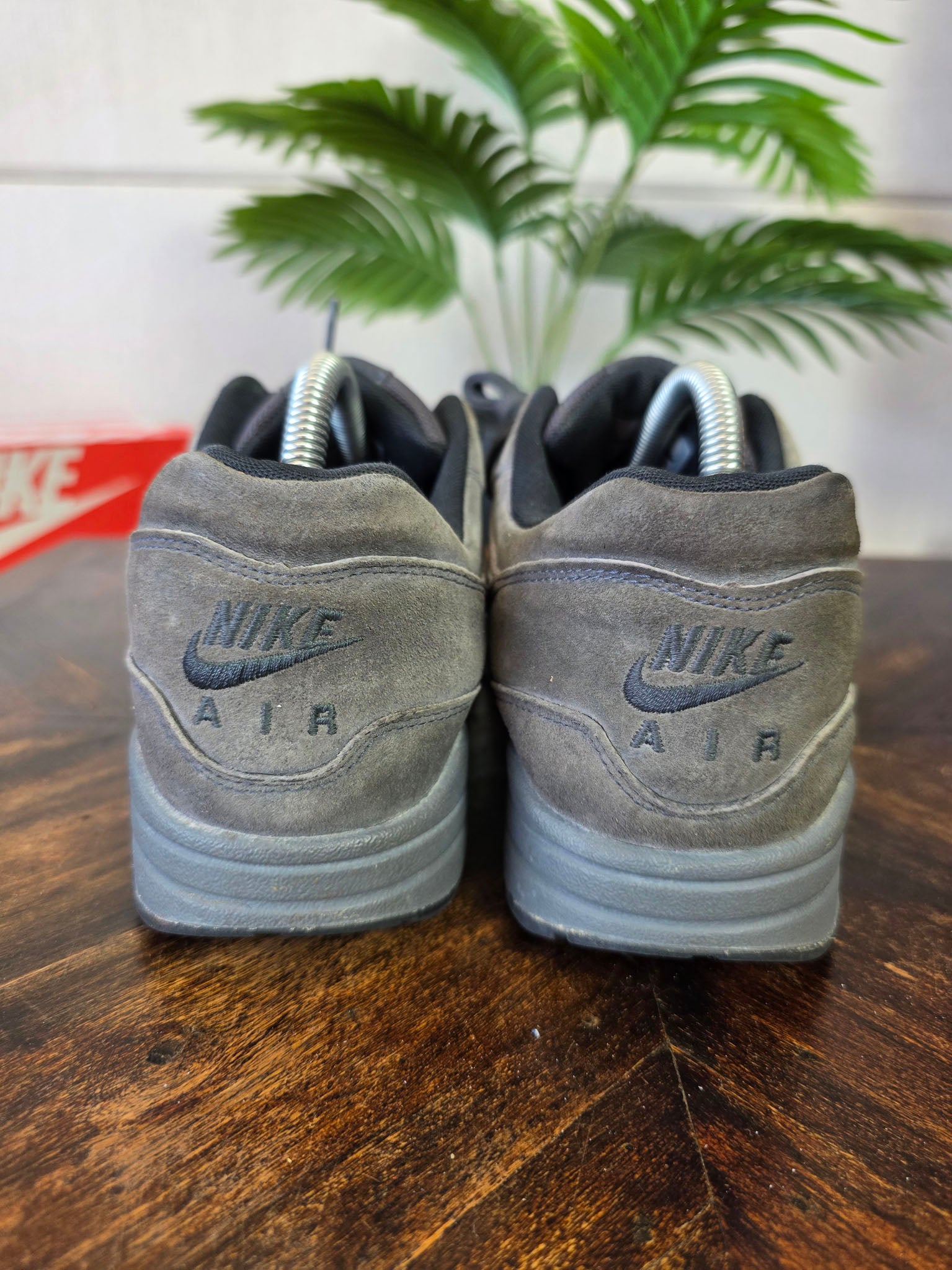 Nike Air Max 1 Premium Anthracite maat 42