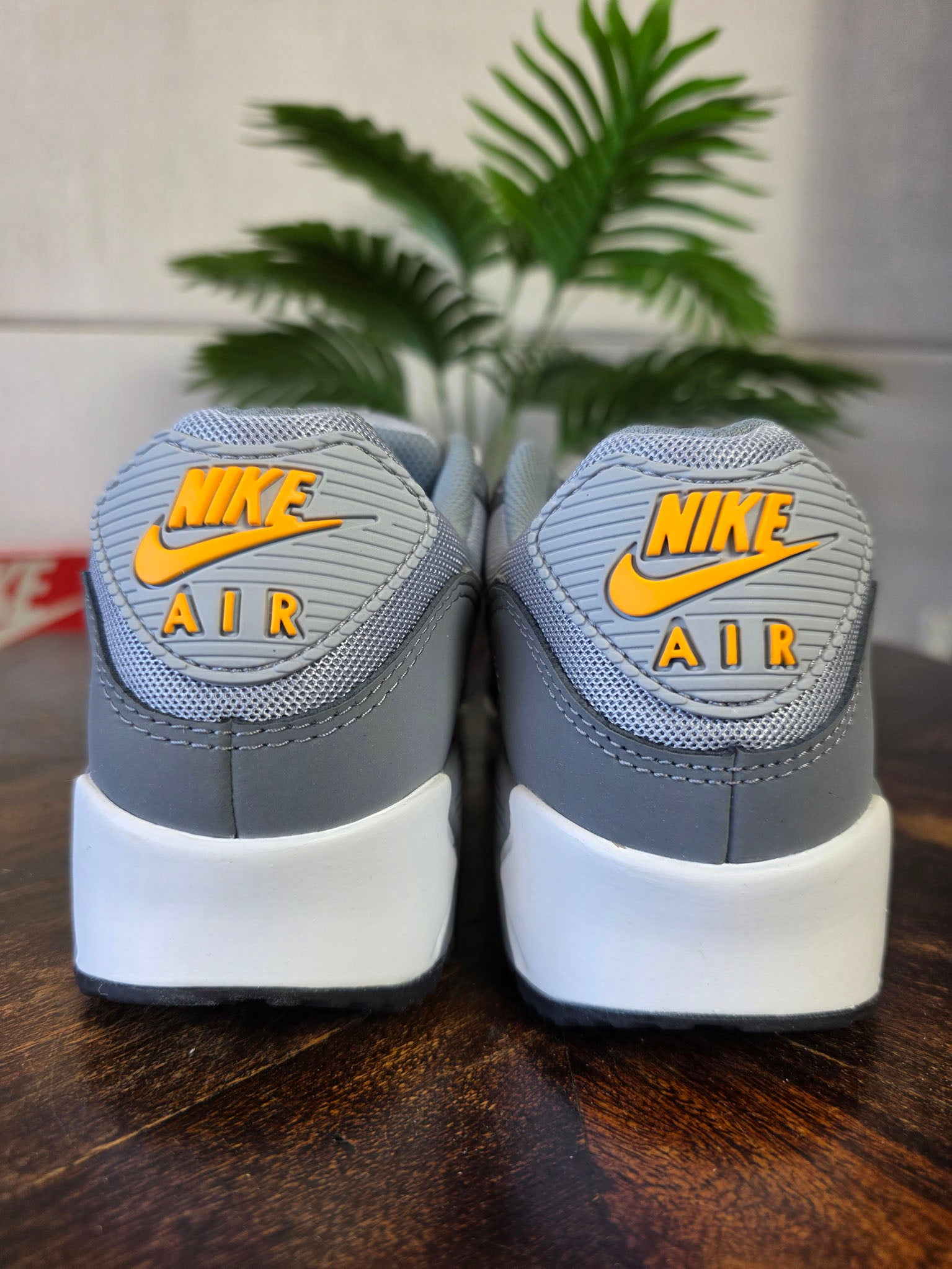 Nike Air Max 90 Sundial Grey maat 40