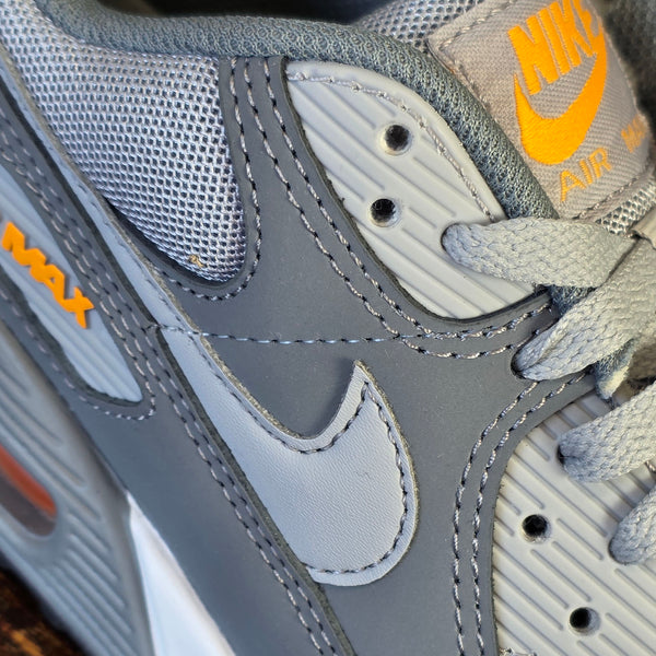 Nike Air Max 90 Sundial Grey maat 40