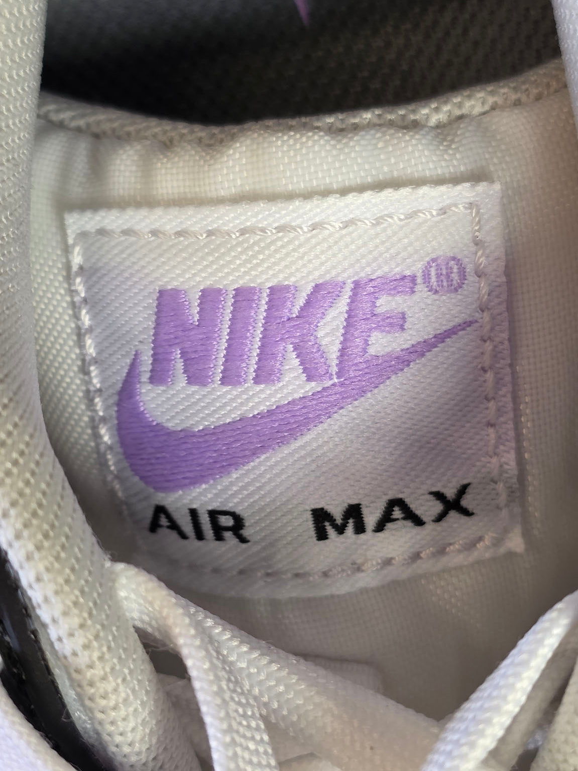 Nike Air Max 90 White Lilac maat 39