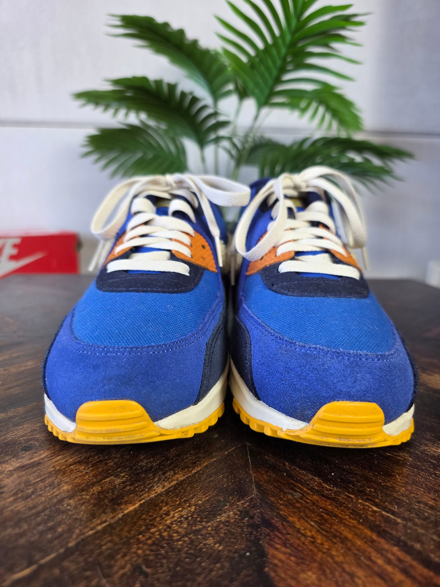 Nike Air Max 90 Game Royal Light Cream maat 42,5