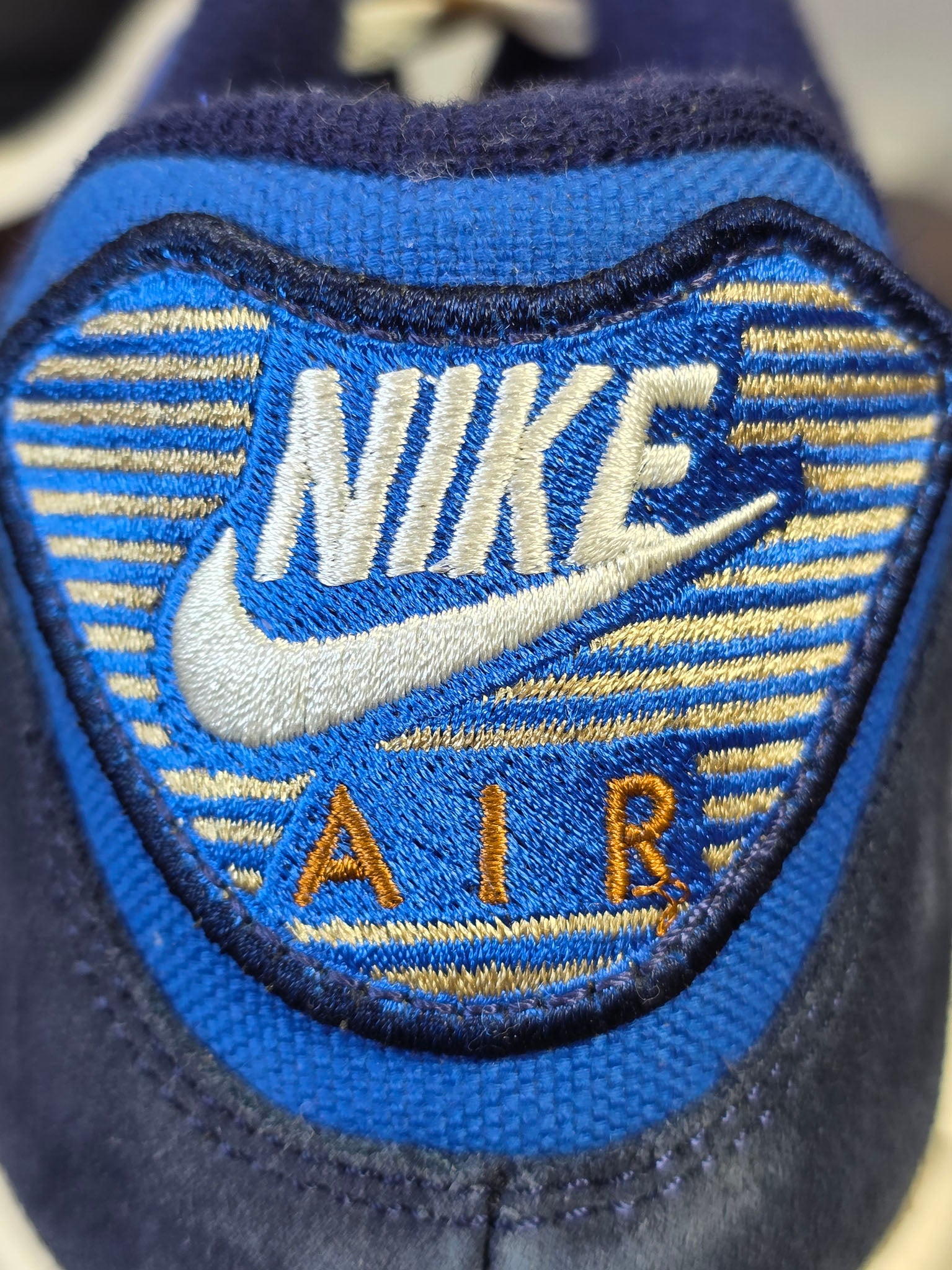 Nike Air Max 90 Game Royal Light Cream maat 42,5