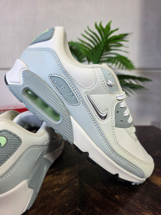 Nike Air Max 90 Next Nature Molten Metal maat 42
