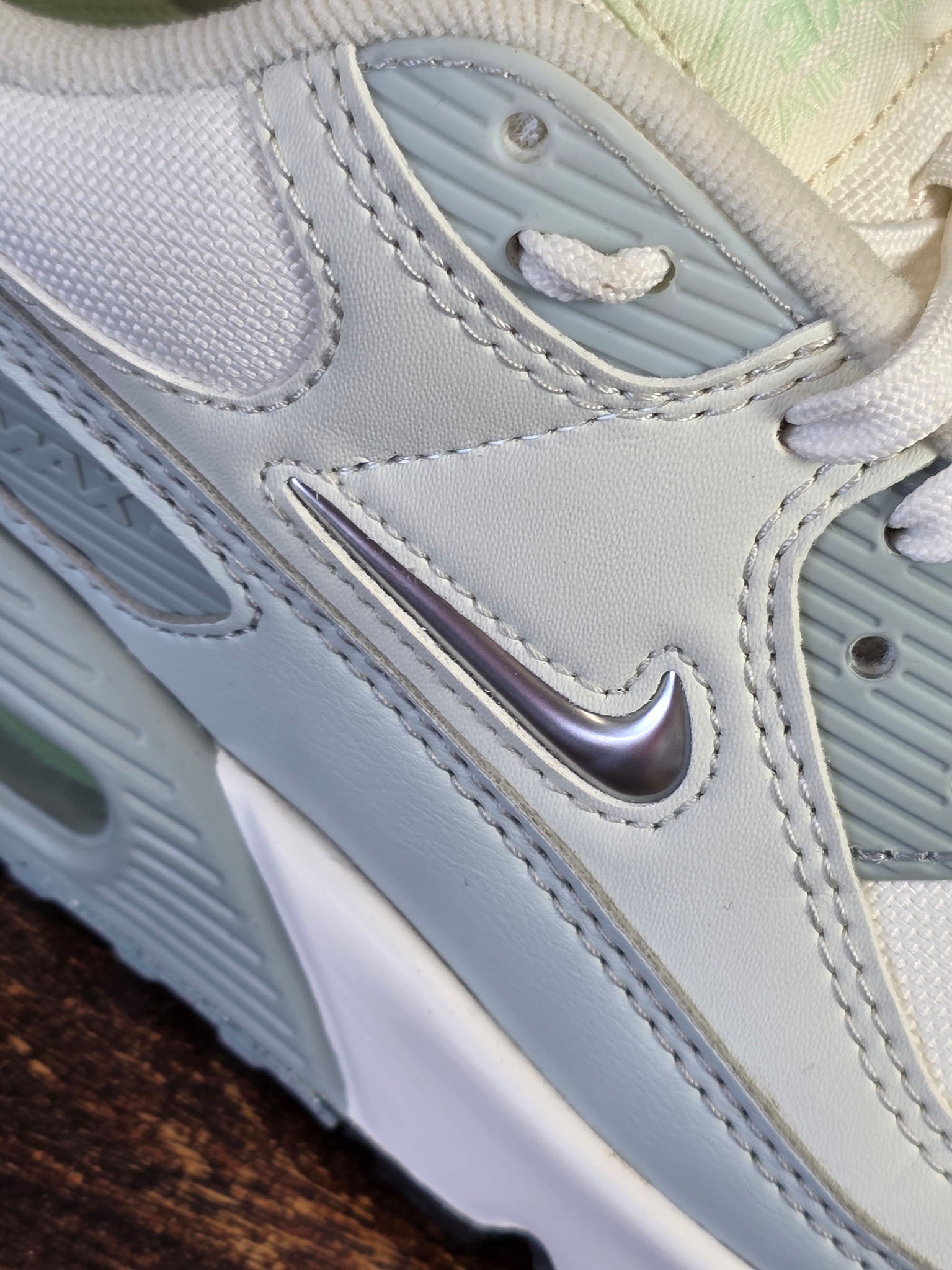Nike Air Max 90 Next Nature Molten Metal maat 42