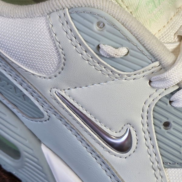 Nike Air Max 90 Next Nature Molten Metal maat 42