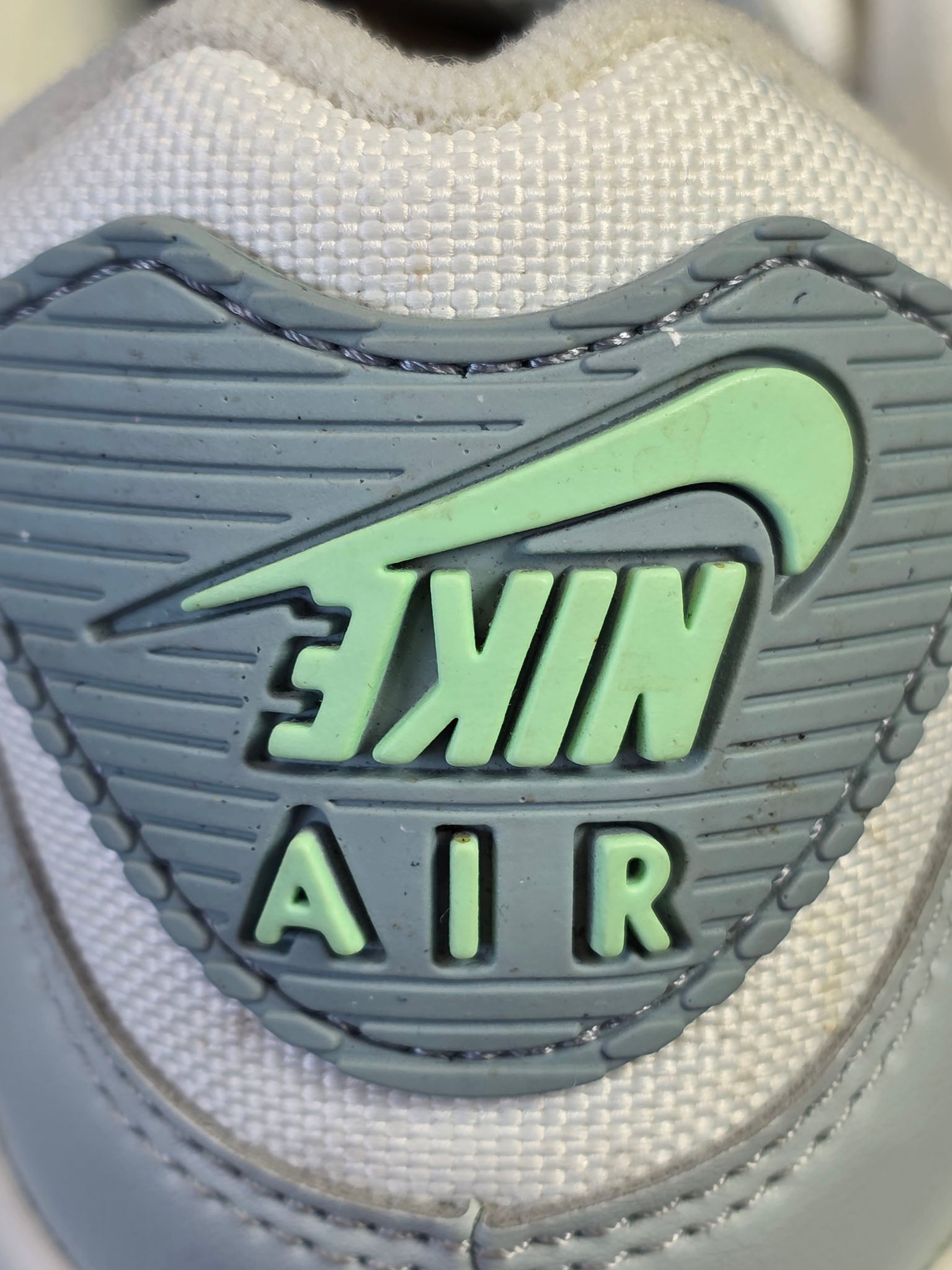 Nike Air Max 90 Next Nature Molten Metal maat 42