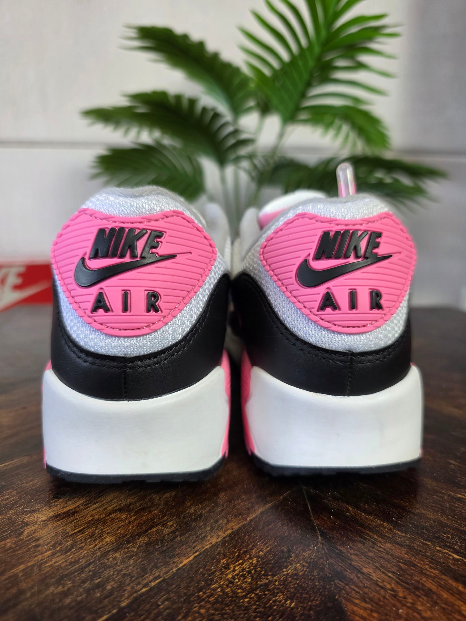 Nike Air Max 90 Recraft Rose maat 42,5