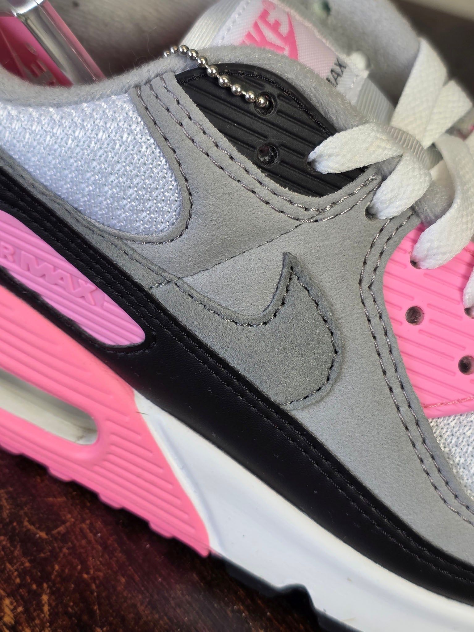 Nike Air Max 90 Recraft Rose maat 42,5