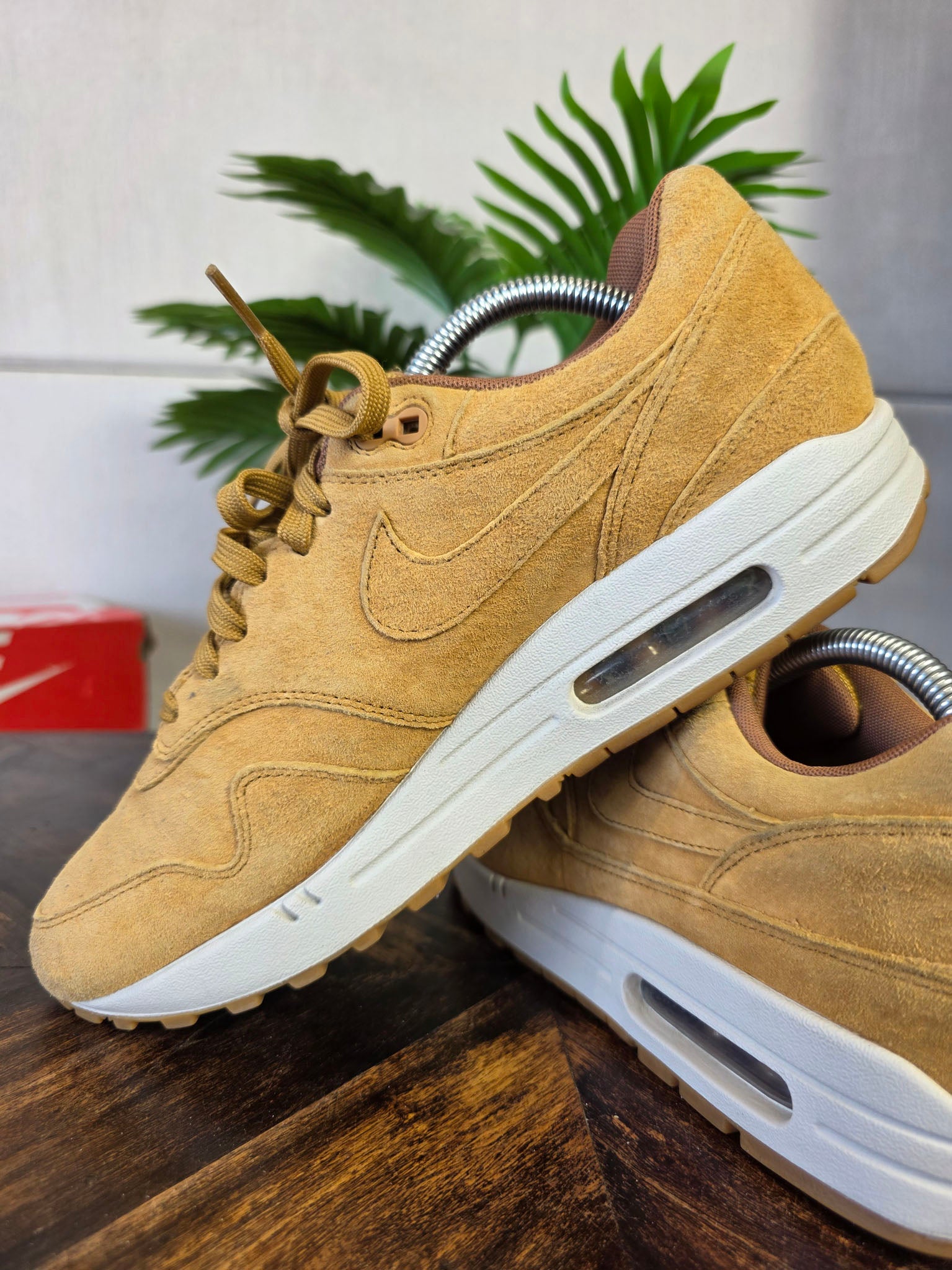 Nike Air Max 1 Wheat (2018) maat 42,5