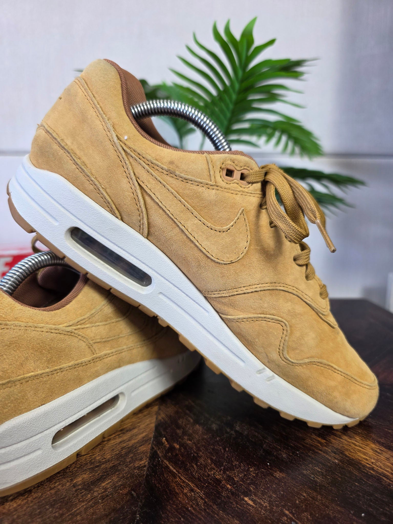 Nike Air Max 1 Wheat (2018) maat 42,5