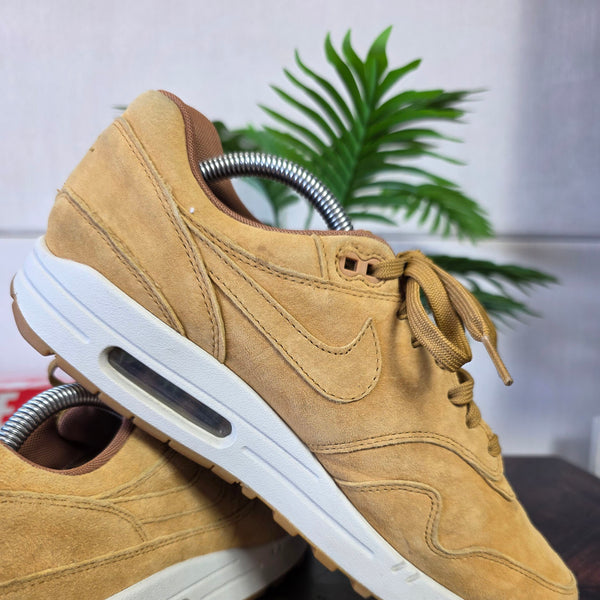 Nike Air Max 1 Wheat (2018) maat 42,5