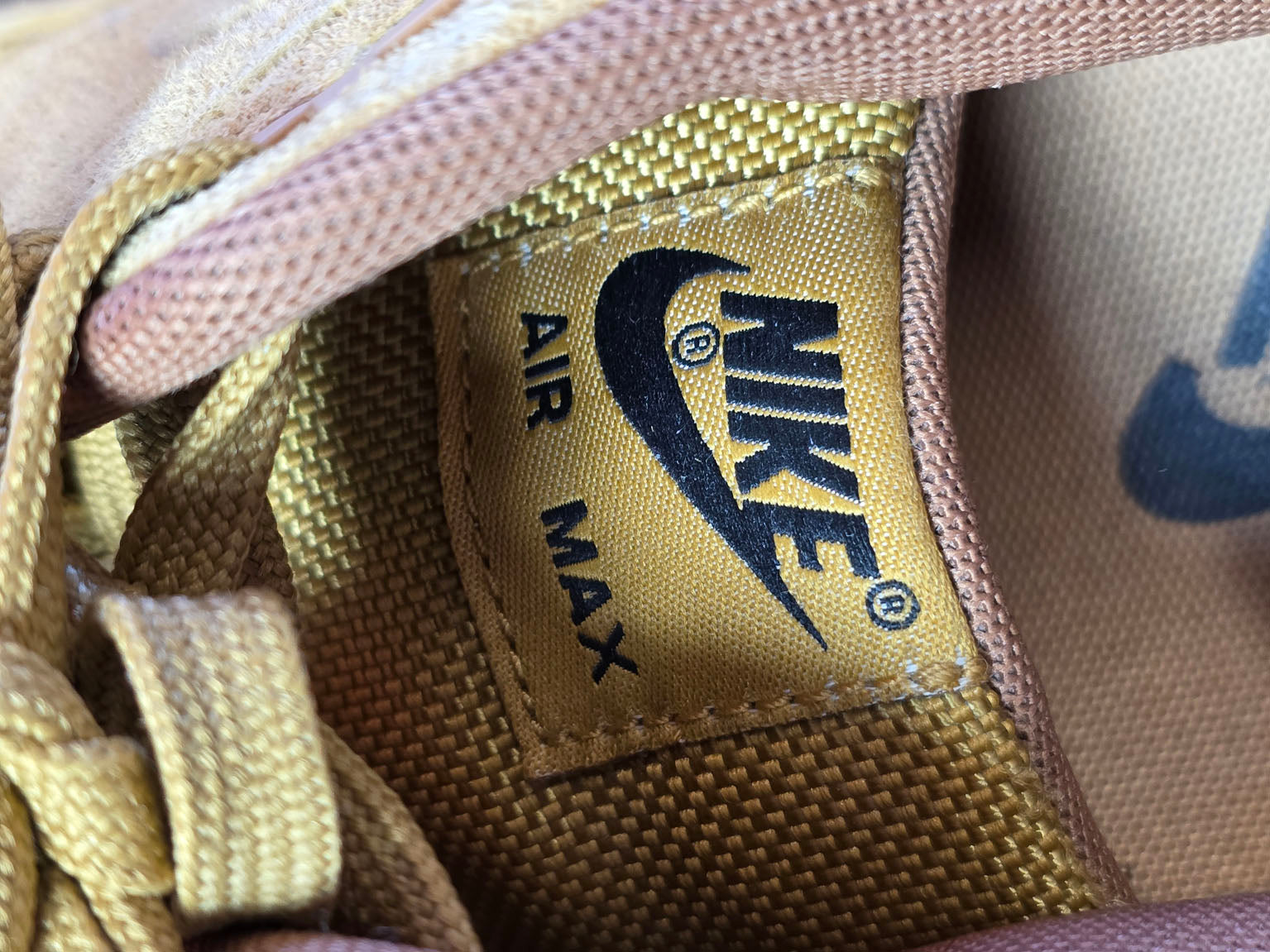 Nike Air Max 1 Wheat (2018) maat 42,5