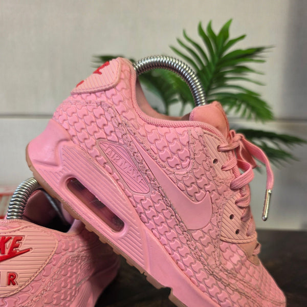 Nike Air Max 90 Shangai Must Win Cake maat 37,5