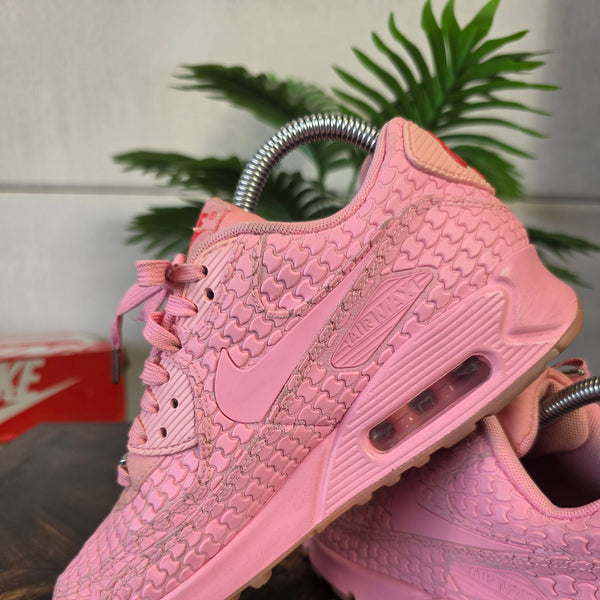 Nike Air Max 90 Shangai Must Win Cake maat 37,5