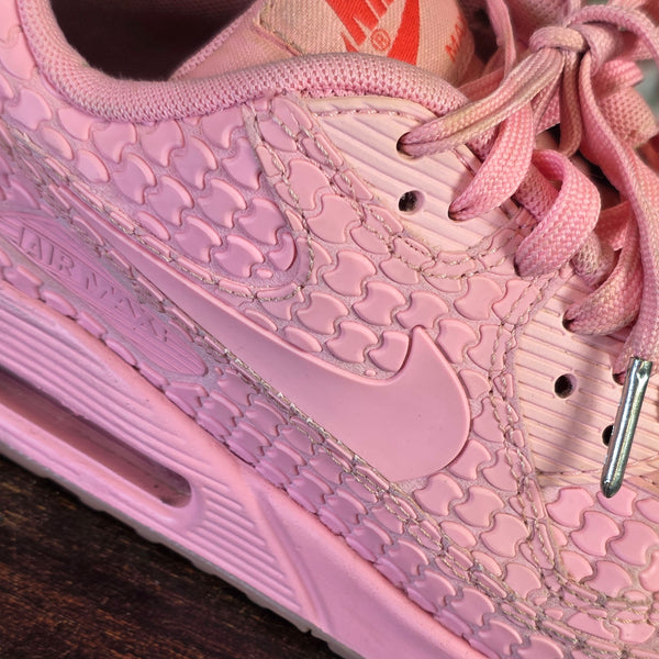 Nike Air Max 90 Shangai Must Win Cake maat 37,5