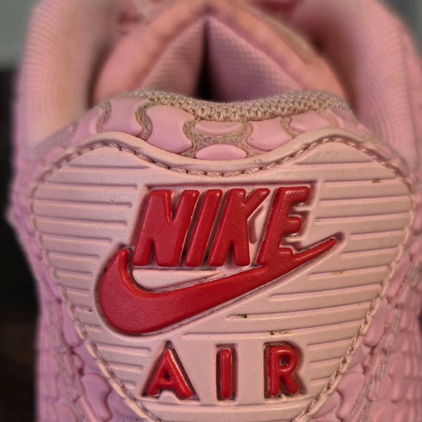 Nike Air Max 90 Shangai Must Win Cake maat 37,5