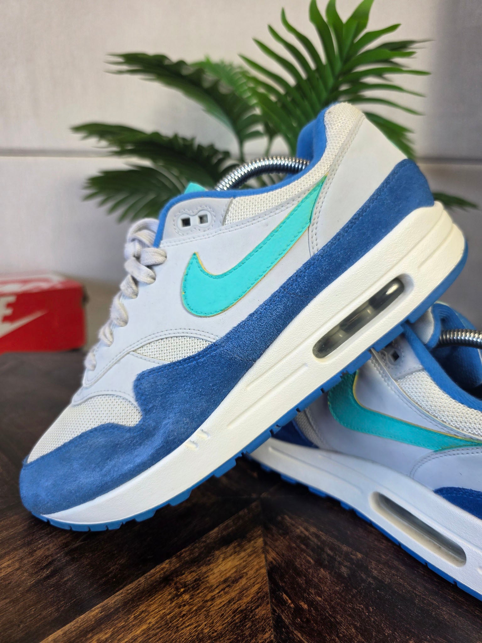 Nike Air Max 1 Signal Blue maat 44