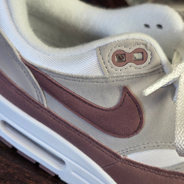 Nike Air Max 1 Smokey Mauve maat 41