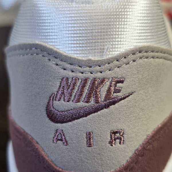 Nike Air Max 1 Smokey Mauve maat 41