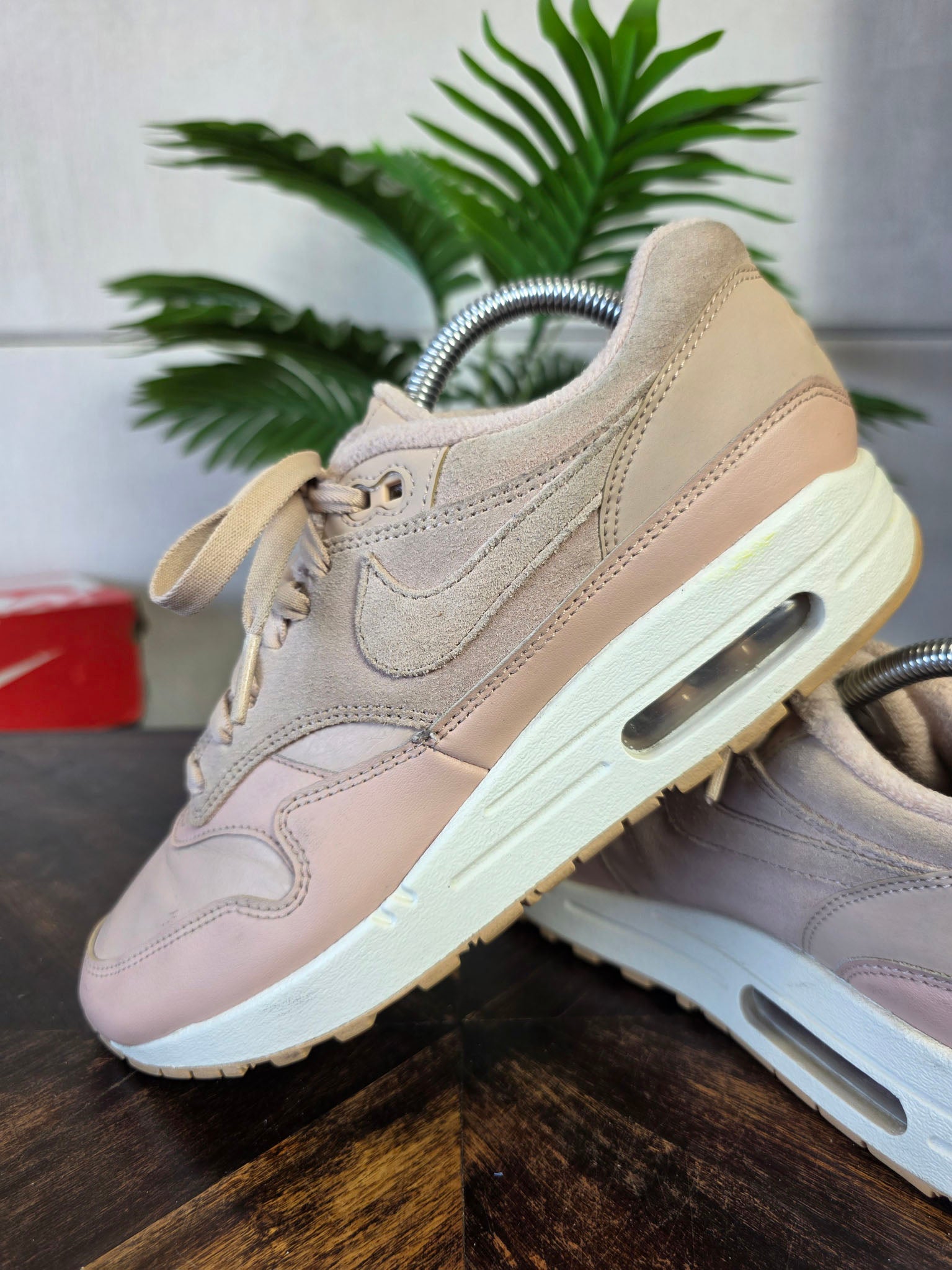 Nike Air Max 1 PRM Bio Beige maat 39
