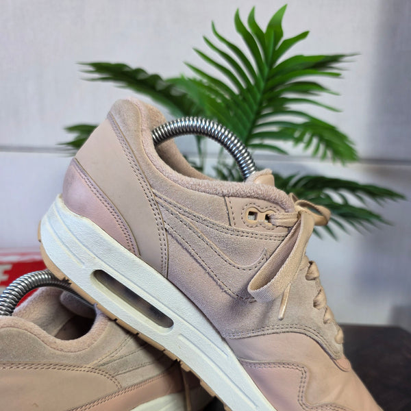 Nike Air Max 1 PRM Bio Beige maat 39