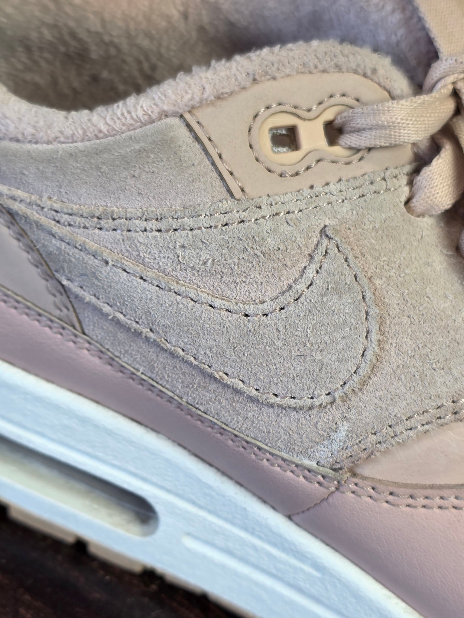 Nike Air Max 1 PRM Bio Beige maat 39