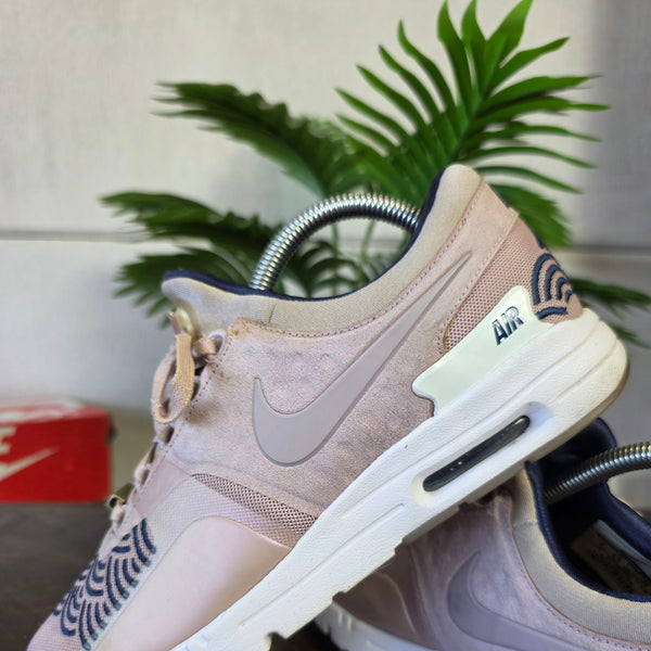 Nike Air Max Zero Tokyo Ultra maat 40,5