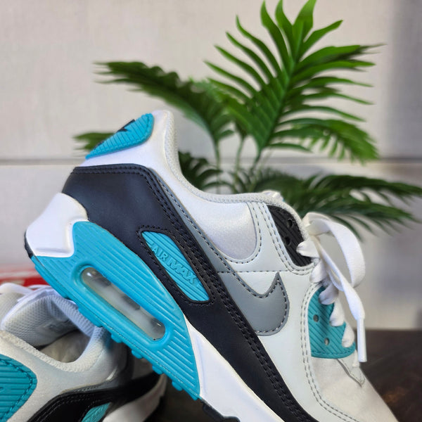 Nike Air Max 90 Teal Nebula maat 37,5