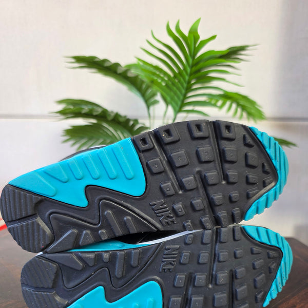 Nike Air Max 90 Teal Nebula maat 37,5